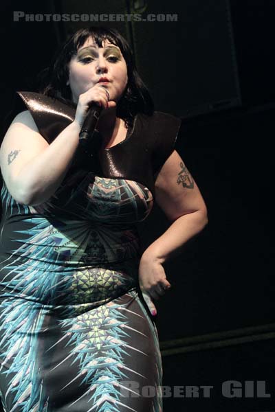 BETH DITTO - 2011-05-27 - PARIS - Nef Nord - Grande Halle - 